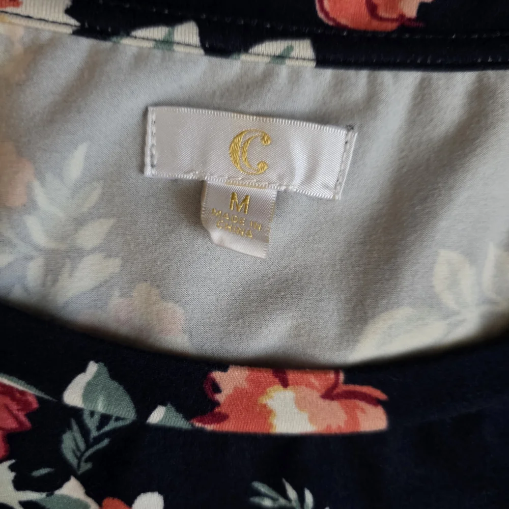 Floral Navy Dress - Picture 2 of 3